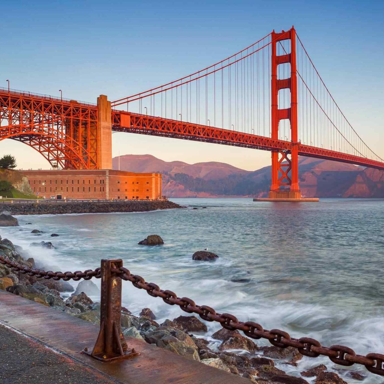 https://gateway-travel.com/wp-content/uploads/2018/09/destination-san-francisco-01-1280x1280.jpg