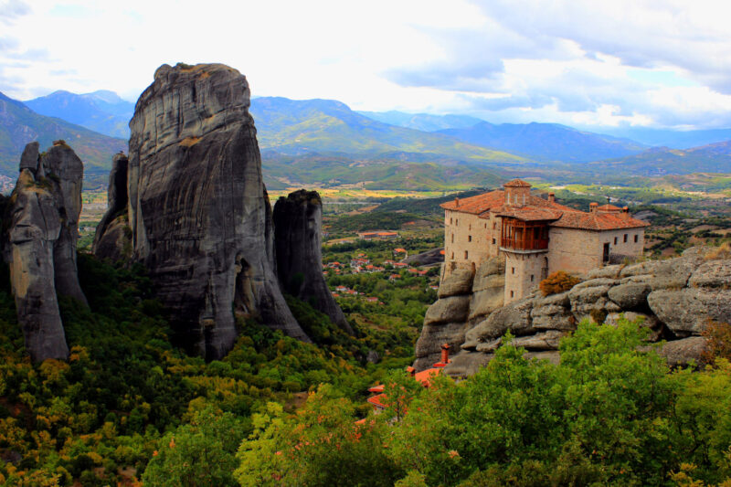 2 Days Delphi – Meteora Monasteries