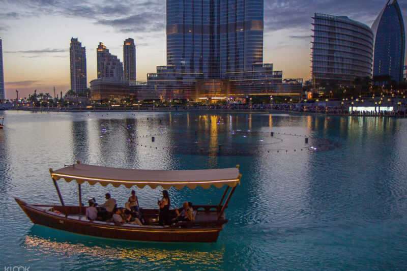 Dubai Fountain Show and Lake Ride