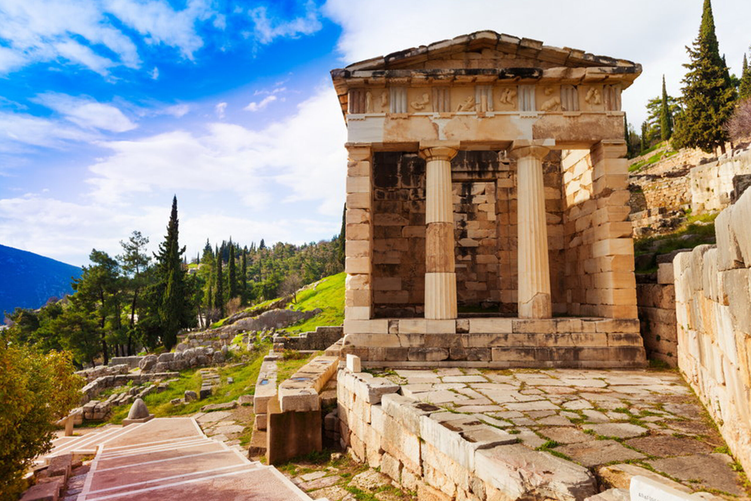 Full Day Delphi Tour with lunch