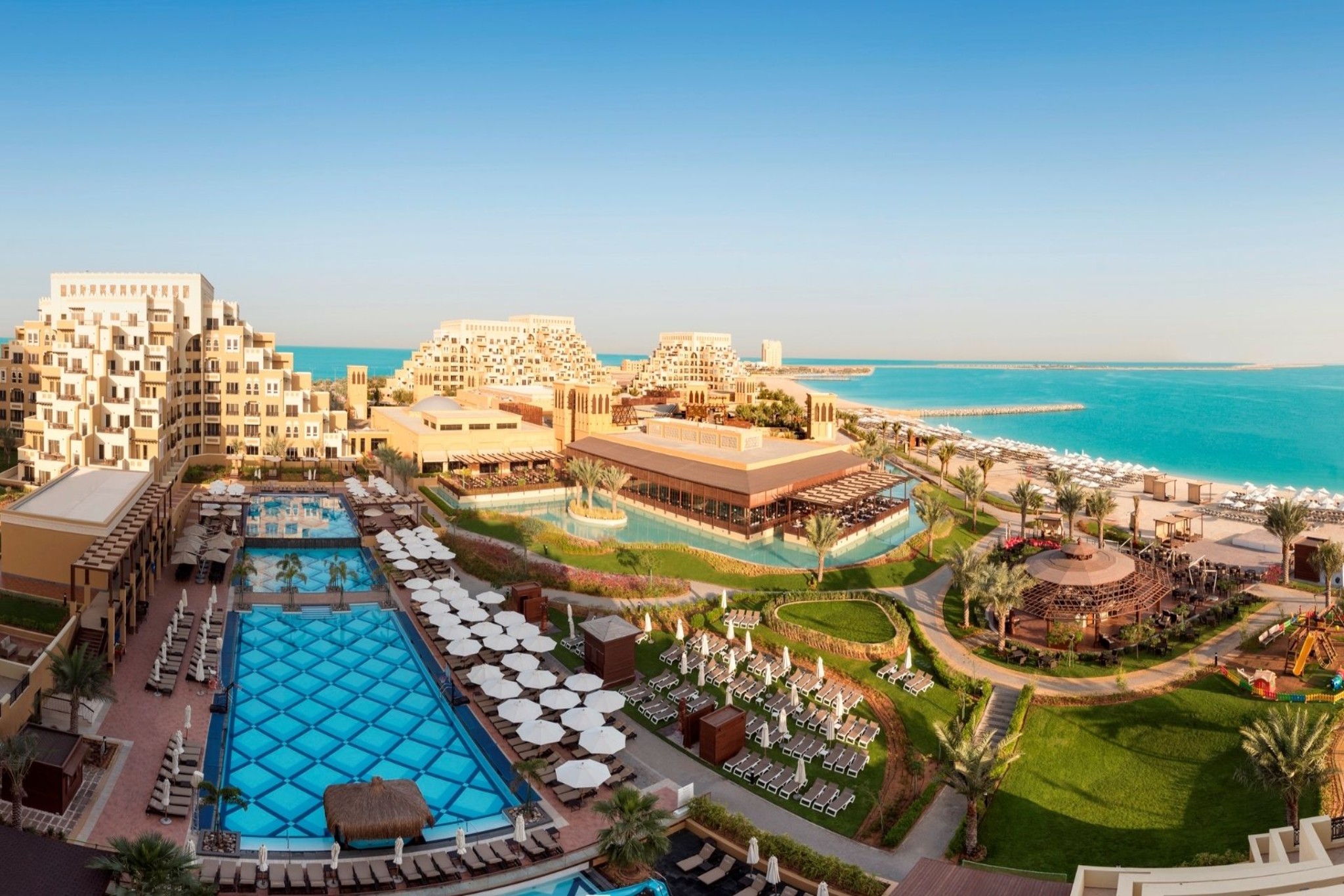 https://www.gateway-travel.com/wp-content/uploads/2022/12/Ras-al-Khaimah-1.jpg