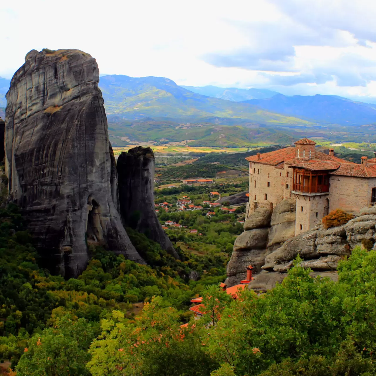 2 Days Delphi – Meteora Monasteries