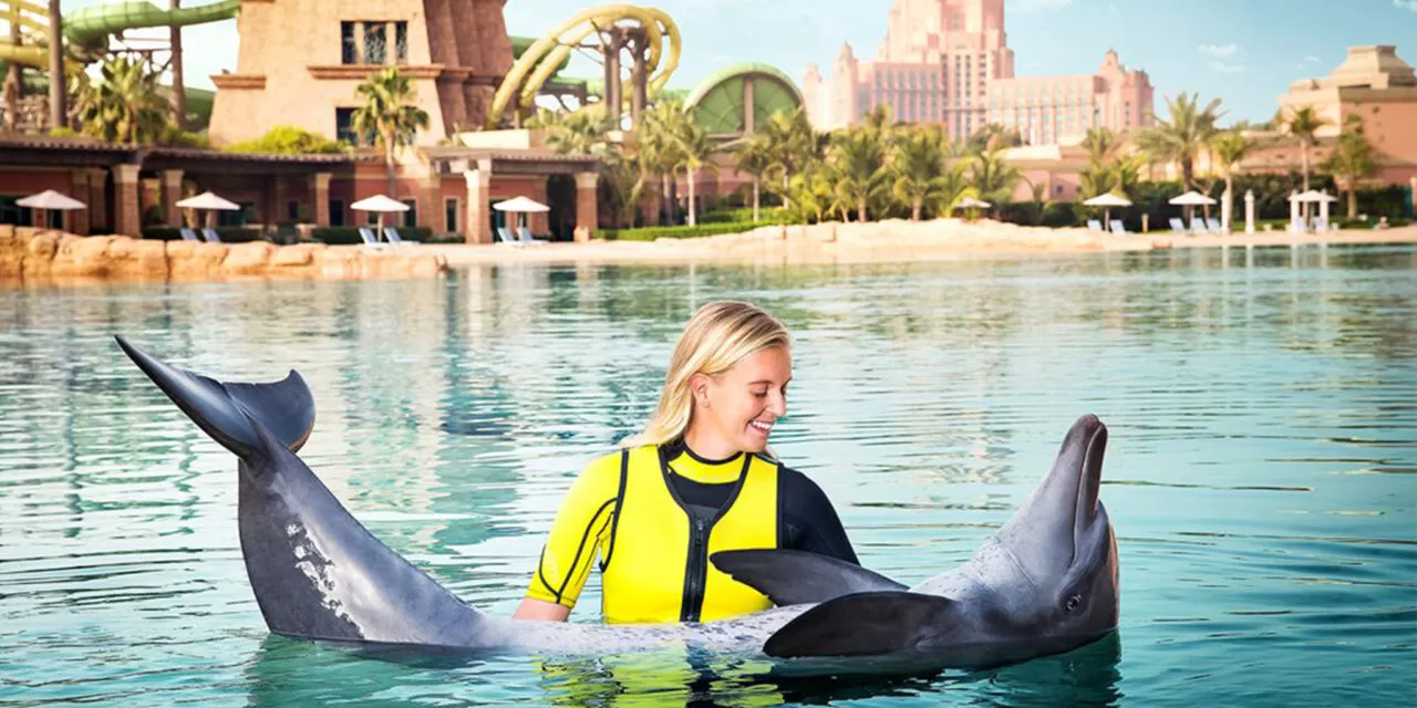 Dolphin bay Atlantis